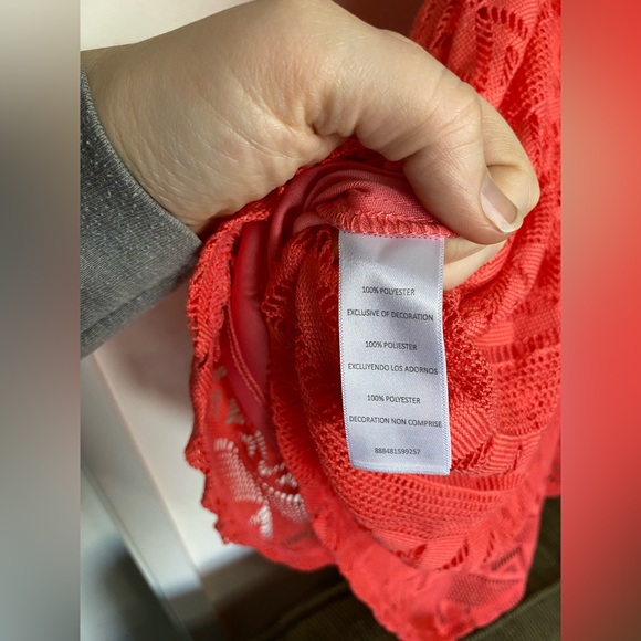 Emily West coral pink dress with lace and leather braided belt, size 8 - Picture 8 of 9